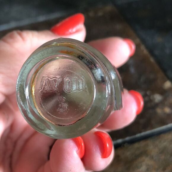 Avon Pert Penguin Cologne Bottle - Picture 5 of 6